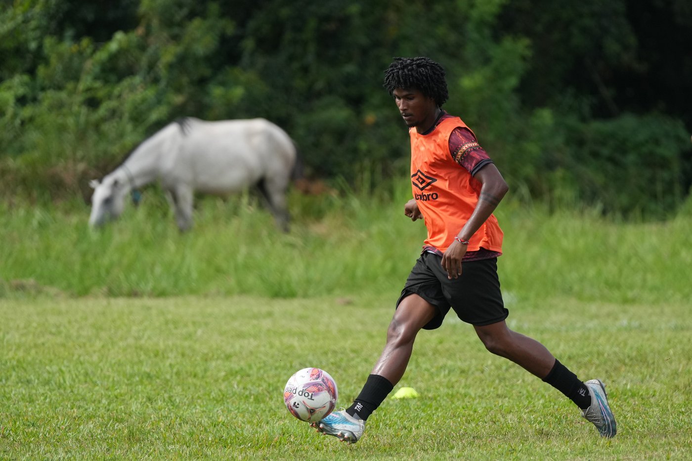 From Brazil's rainforest to Rio de Janeiro, an all-Indigenous soccer team debuts with victory | iNFOnews.ca