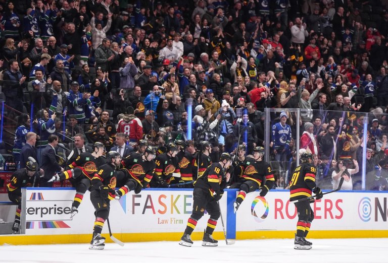 Canucks rally from two-goal deficit to beat Capitals, snap 11-game winless streak | iNFOnews.ca