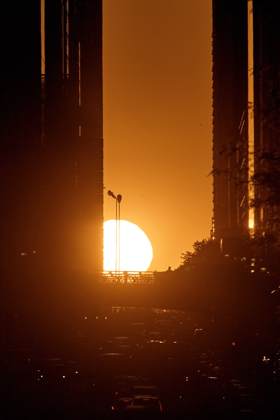 What to know about Manhattanhenge, NYC's sunset spectacle | iNFOnews.ca What to know about Manhattanhenge, NYC's sunset spectacle | iNFOnews.ca