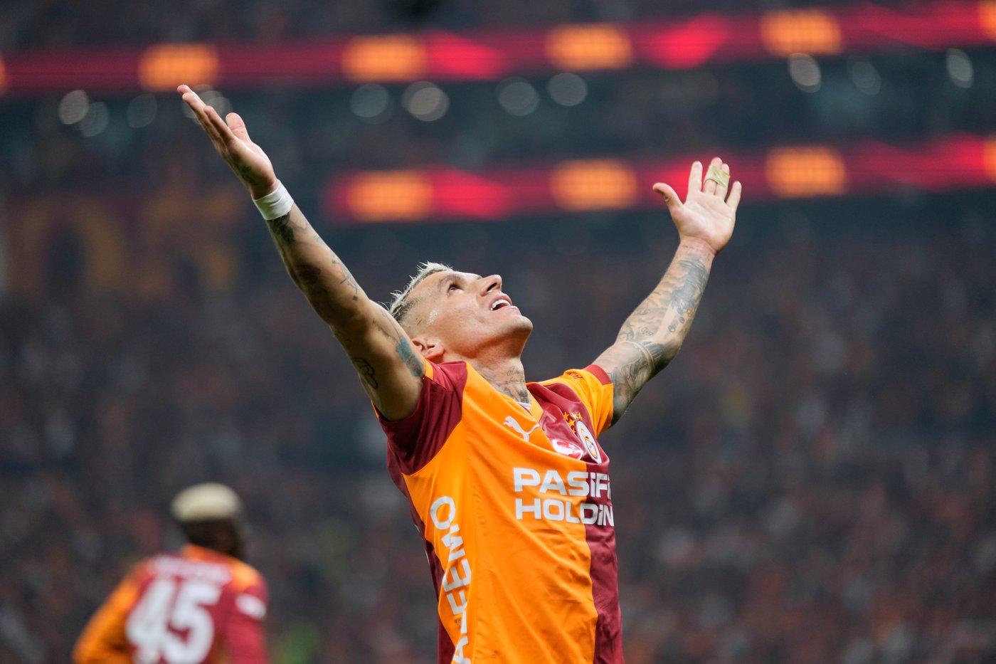 Galatasaray posts about 'evil inside' refereeing during key title race win over Fenerbahce | iNFOnews.ca Galatasaray posts about 'evil inside' refereeing during key title race win over Fenerbahce | iNFOnews.ca