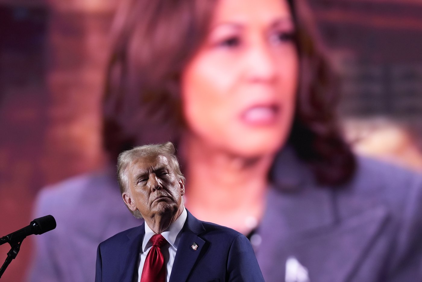 Trump will visit McDonald's as he offers no evidence for saying Harris didn't work there in college | iNFOnews.ca