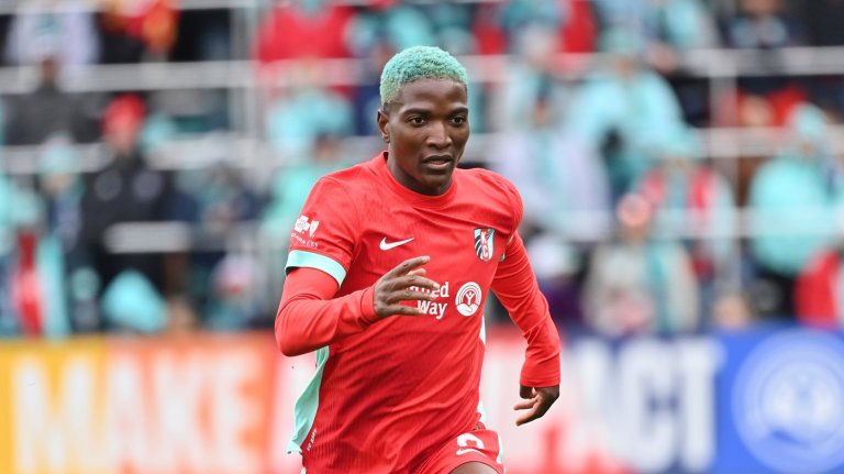 Kansas City's Temwa Chawinga wins 2nd straight NWSL MVP award | iNFOnews.ca