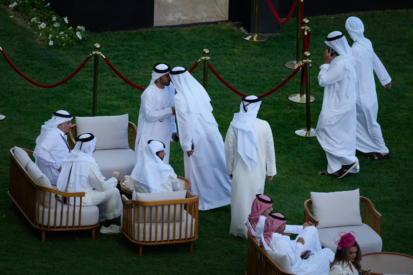 Photos show glamour at the Dubai World Cup horse race but thinner crowds due to Iran war | iNFOnews.ca