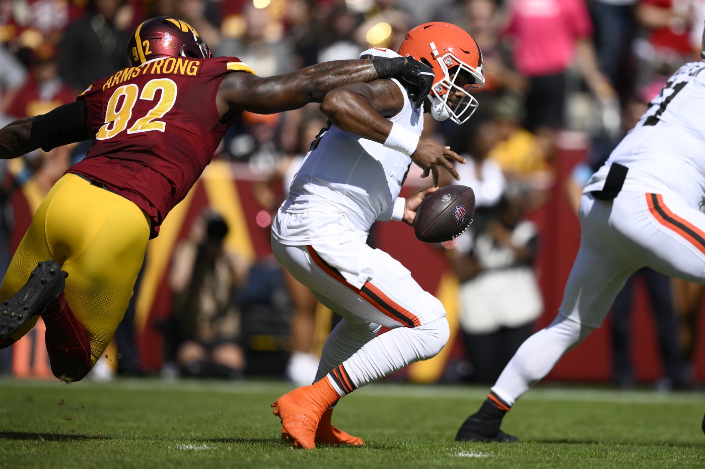 Browns are 'not changing quarterbacks' after Deshaun Watson and the offense struggle again | iNFOnews.ca