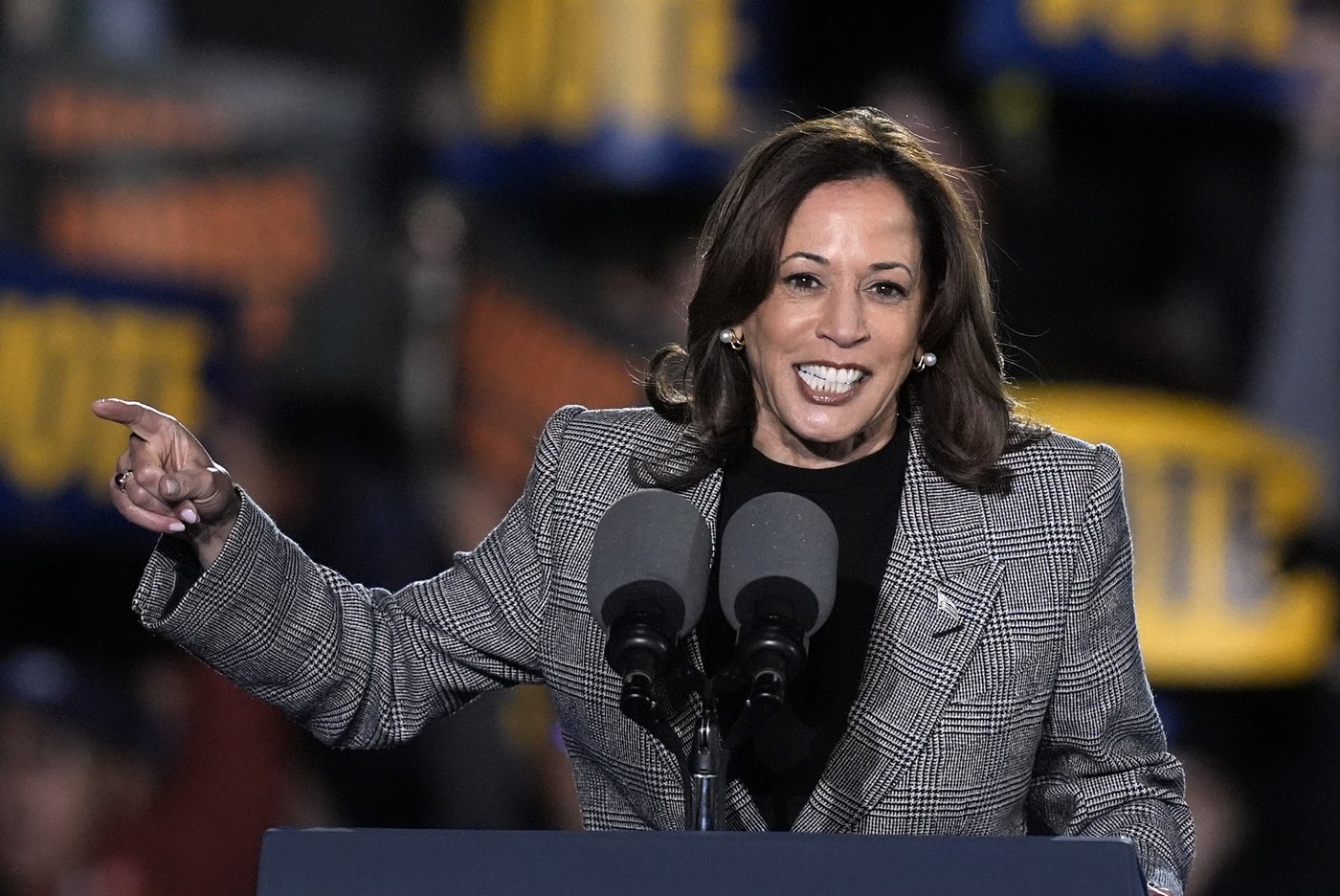Harris is speaking at the same spot where Trump fanned anger on Jan. 6, 2021. Here's what happened | iNFOnews.ca