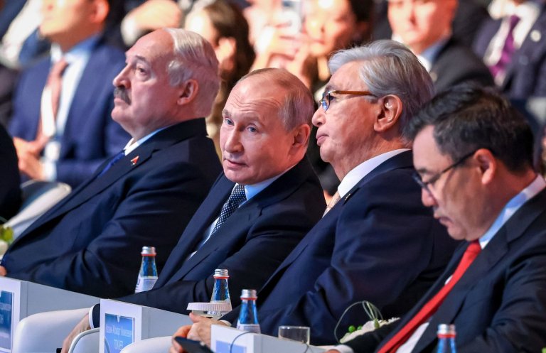 Moscow-led economic grouping threatens to suspend Armenia over its EU bid | iNFOnews.ca