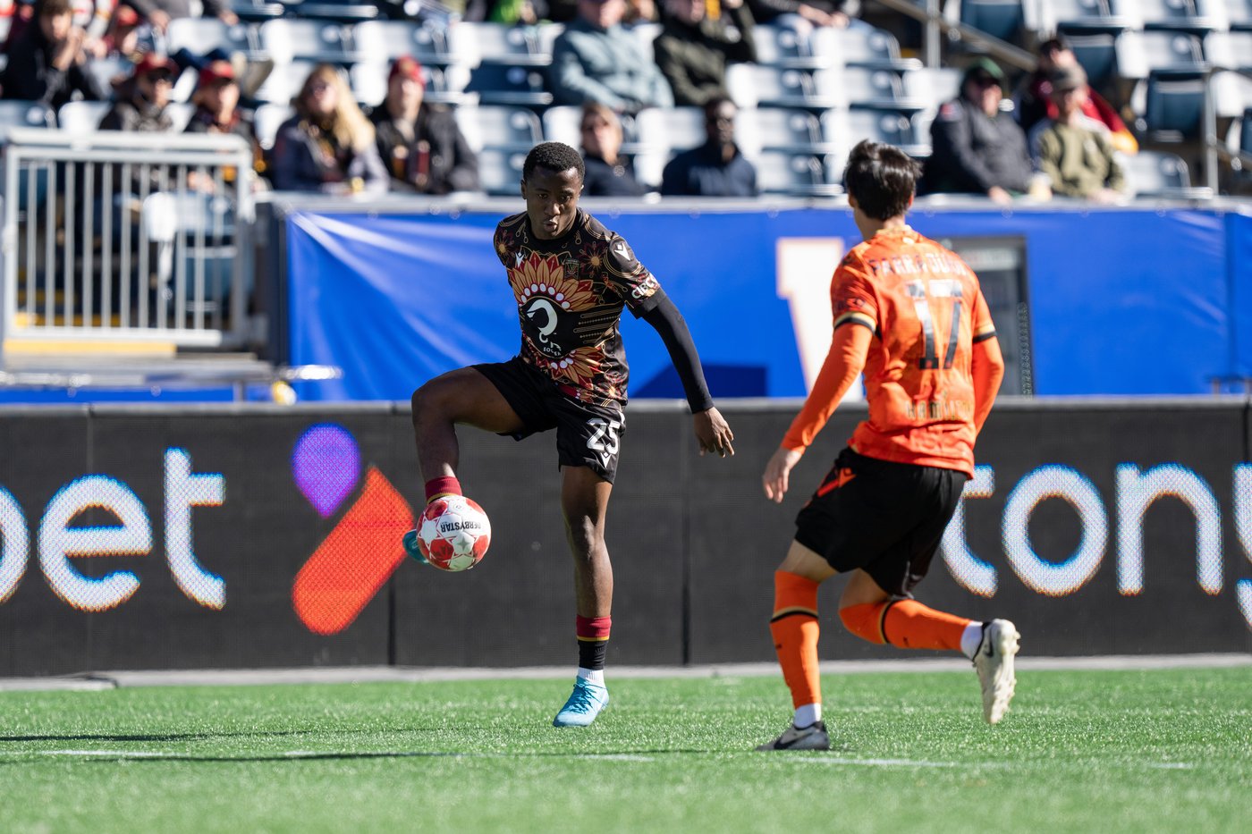 Montreal's Loic Kwemi named Canada Soccer futsal player of the year | iNFOnews.ca Montreal's Loic Kwemi named Canada Soccer futsal player of the year | iNFOnews.ca