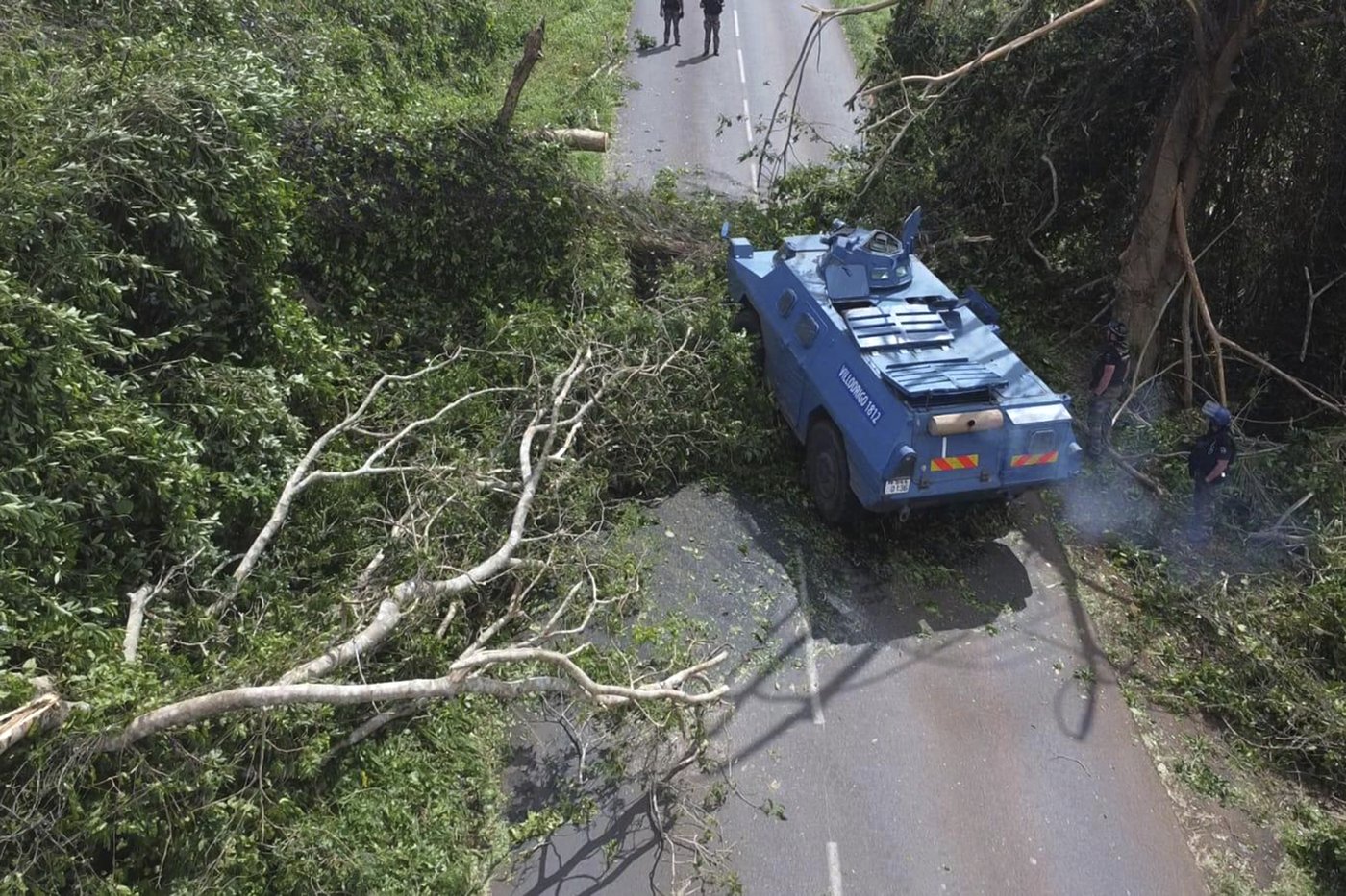 France rushes aid to Mayotte after Cyclone Chido leaves hundreds feared dead | iNFOnews.ca France rushes aid to Mayotte after Cyclone Chido leaves hundreds feared dead | iNFOnews.ca