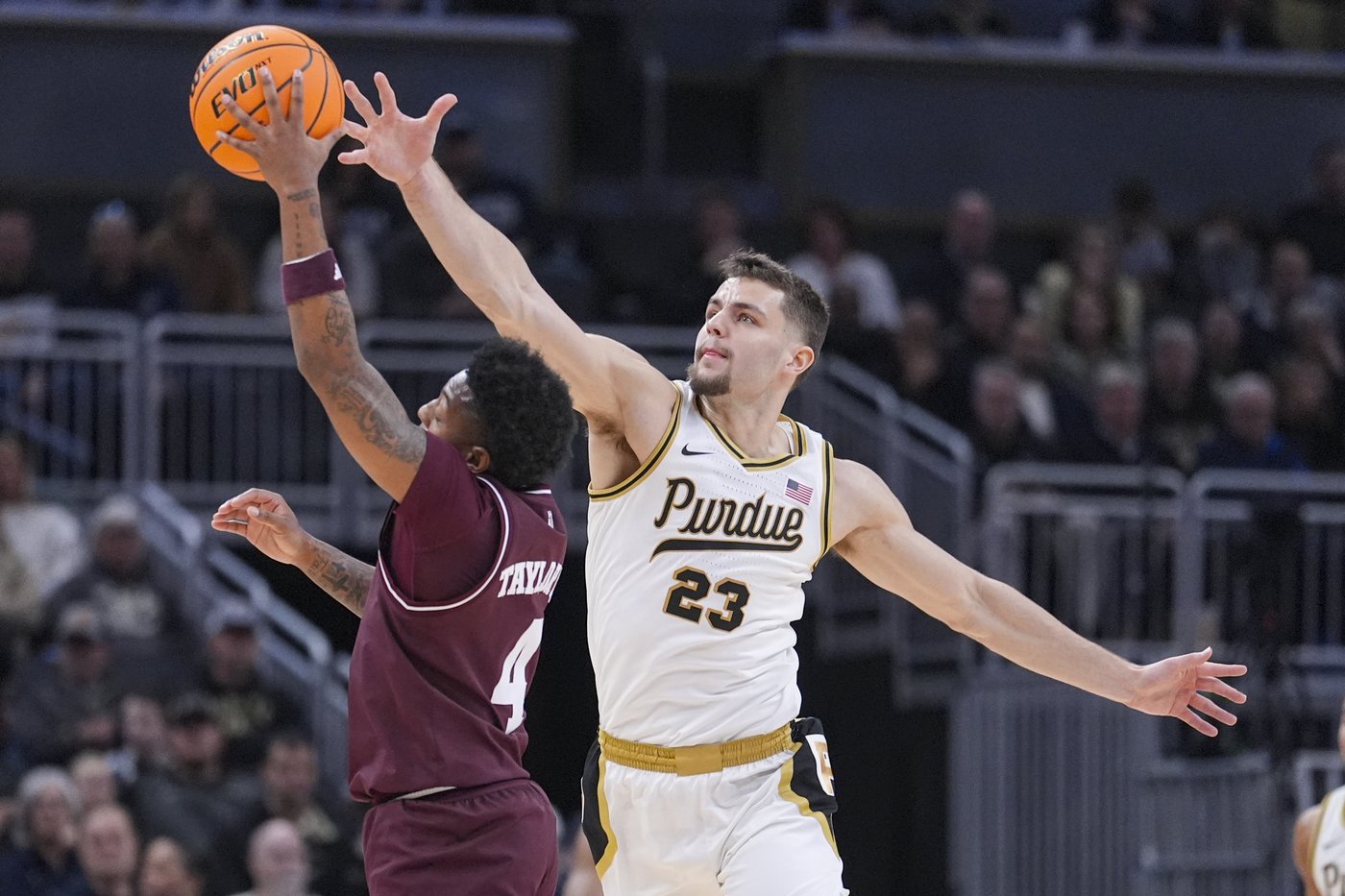 Pharrel Payne's big game helps No. 17 Texas A&M pull away from No. 11 Purdue 70-66 | iNFOnews.ca Pharrel Payne's big game helps No. 17 Texas A&M pull away from No. 11 Purdue 70-66 | iNFOnews.ca