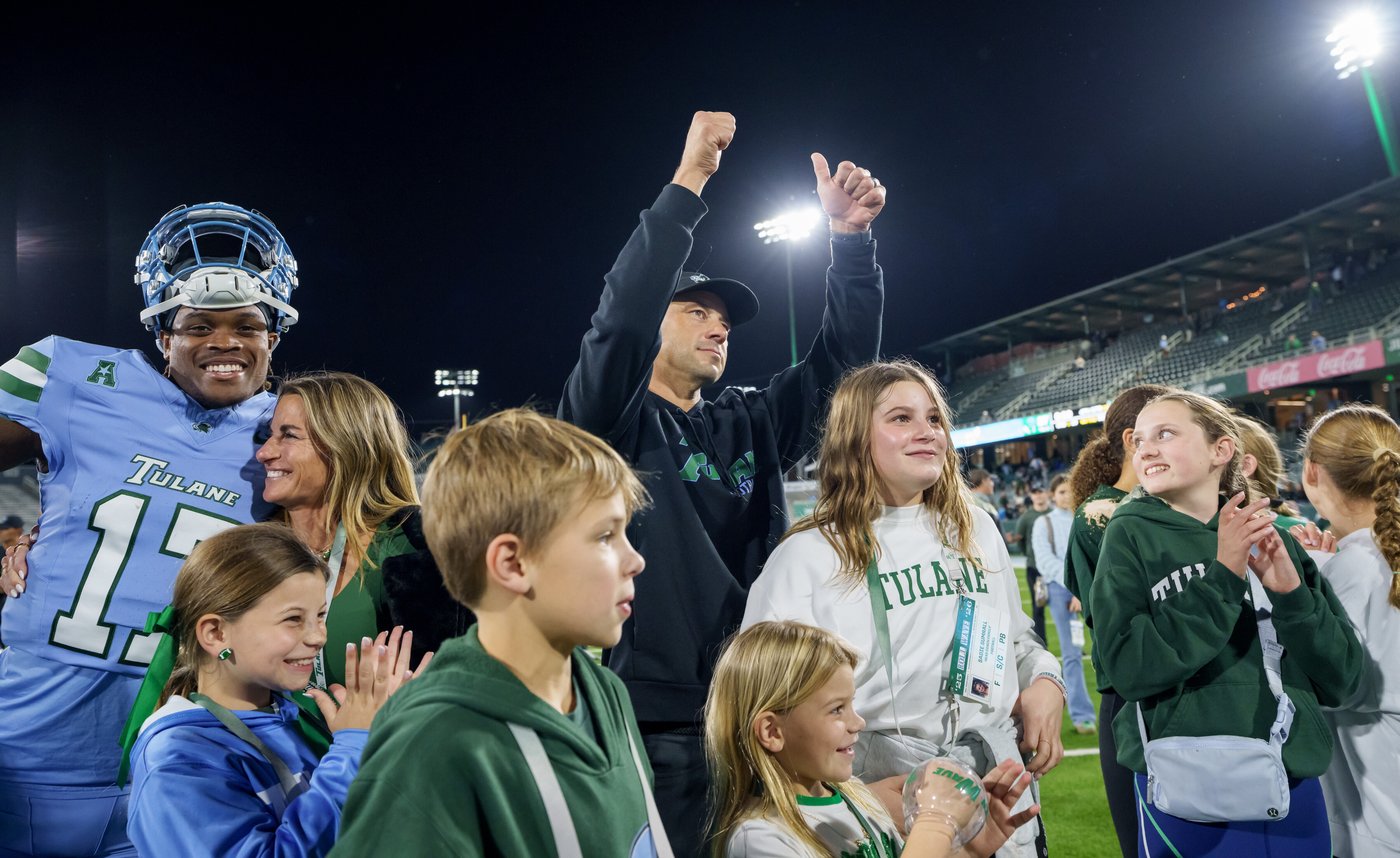 Tulane secures a home title tilt amid Sumrall uncertainty with a 27-0 victory over Charlotte | iNFOnews.ca