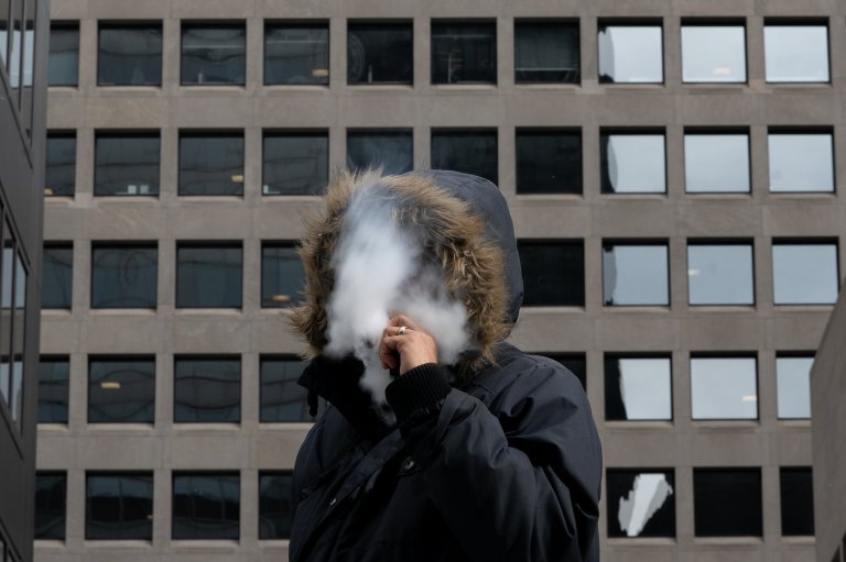 Advocates call on Ottawa to limit nicotine use among youth, demand stricter measures | iNFOnews.ca
