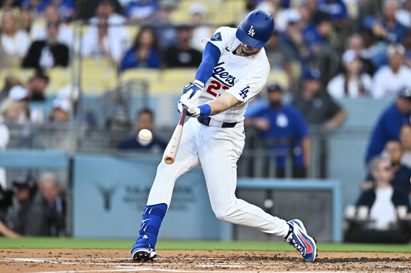 Miguel Rojas' pinch-hit home run in the 7th lifts the Dodgers to a 4-3 victory over the Rays | iNFOnews.ca Miguel Rojas' pinch-hit home run in the 7th lifts the Dodgers to a 4-3 victory over the Rays | iNFOnews.ca