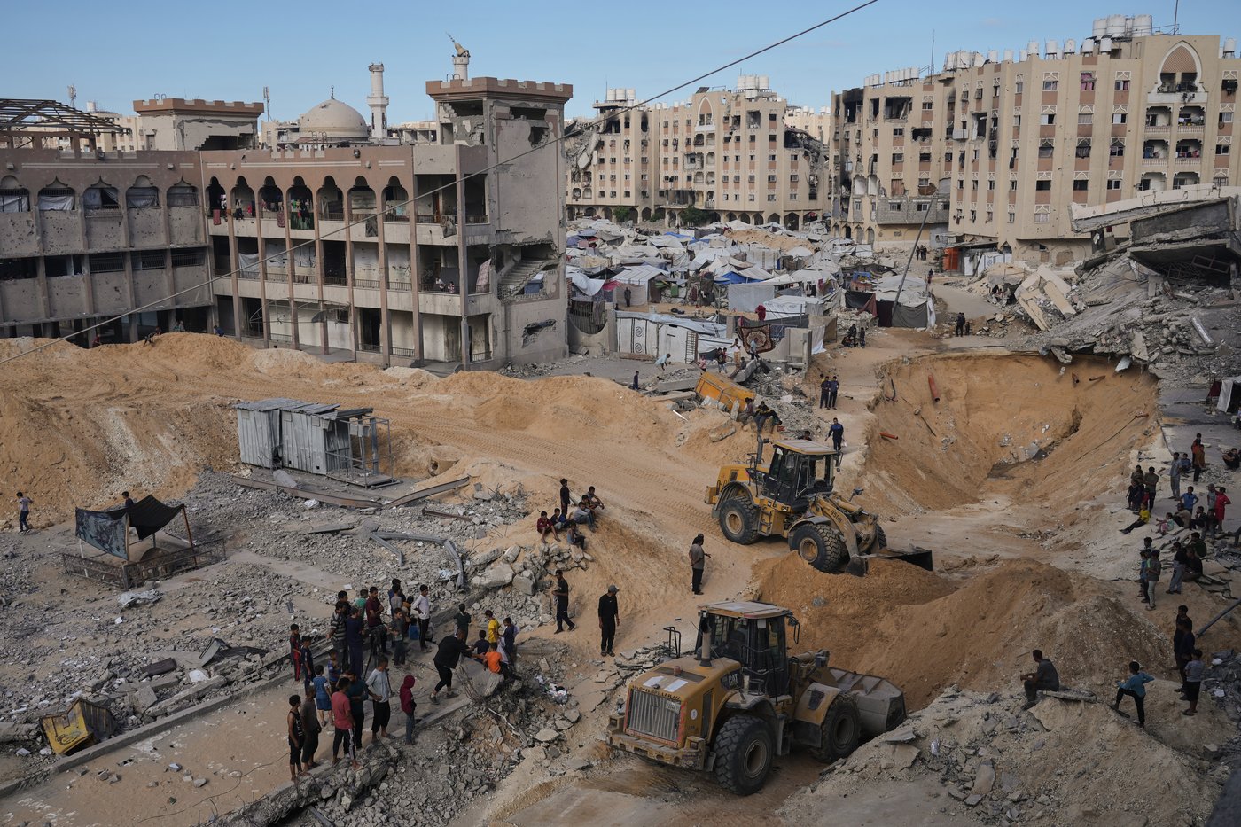 Palestinian death toll in Gaza tops 68,000, as Israel identifies the remains of one more hostage | iNFOnews.ca Palestinian death toll in Gaza tops 68,000, as Israel identifies the remains of one more hostage | iNFOnews.ca
