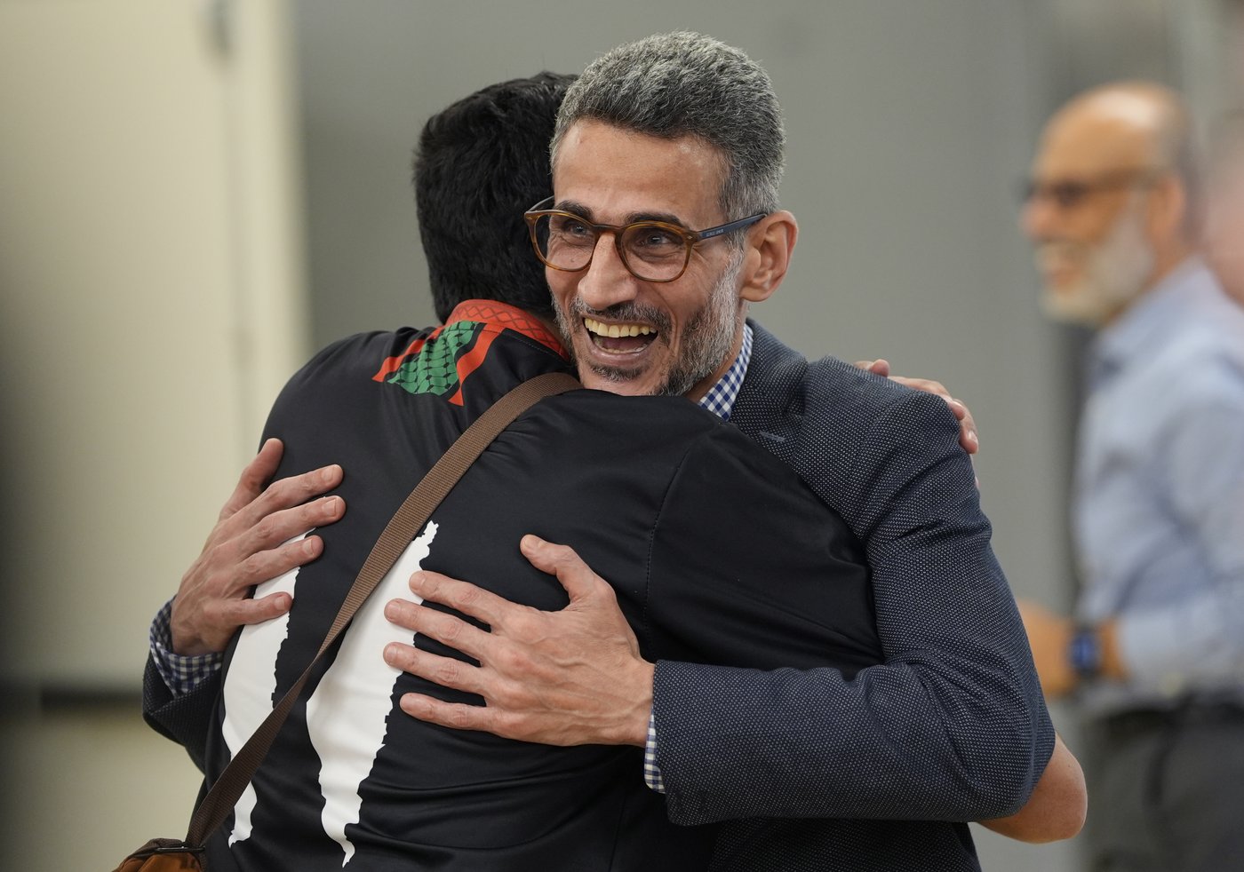 Tears of joy as Egyptian immigrant and Cincinnati chaplain is released from detention | iNFOnews.ca