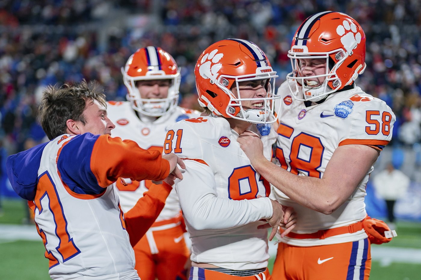 No. 18 Clemson beats No. 8 SMU 34-31 on last-second field goal for ACC title, berth in the CFP | iNFOnews.ca No. 18 Clemson beats No. 8 SMU 34-31 on last-second field goal for ACC title, berth in the CFP | iNFOnews.ca