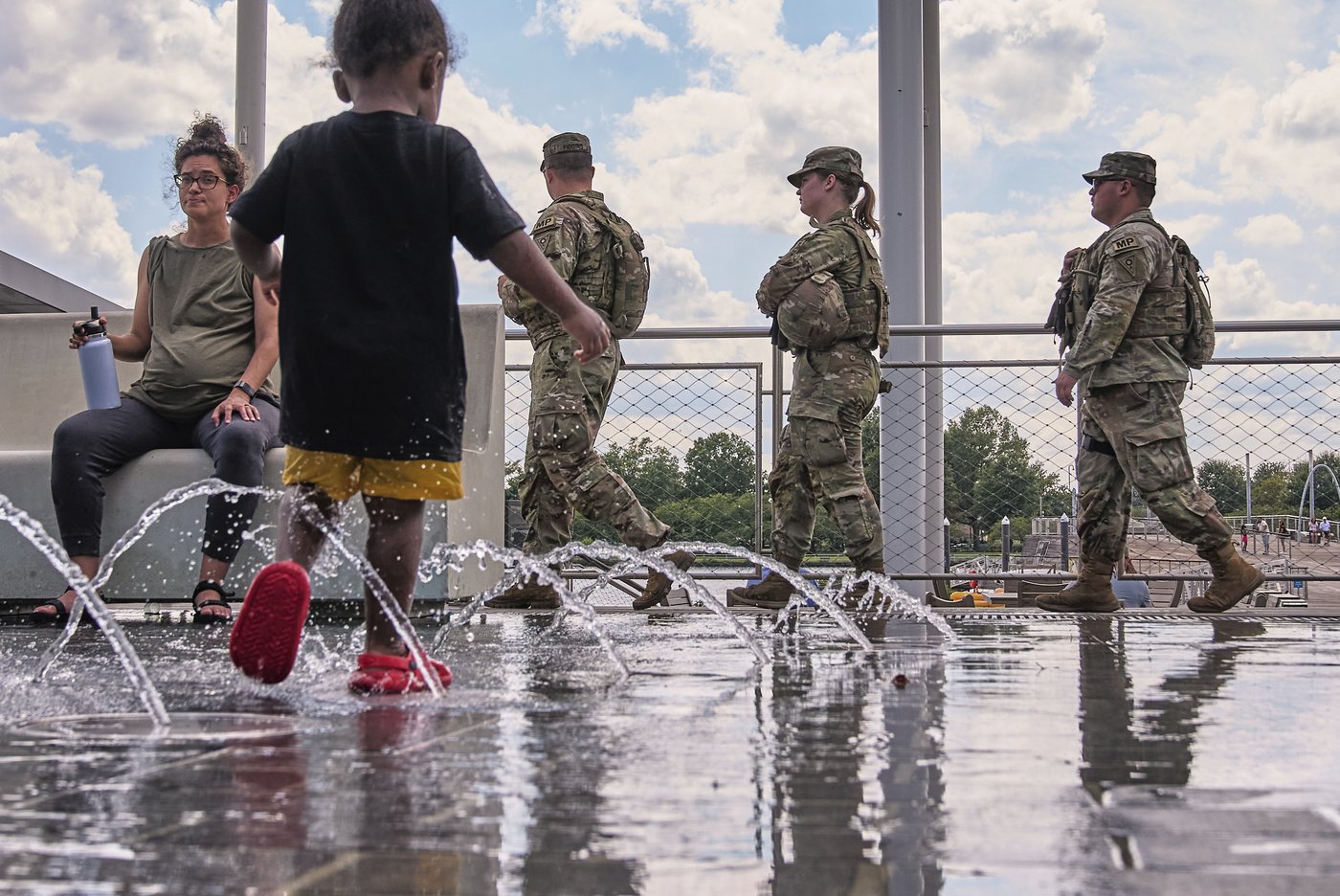'Leave our kids alone': Schools reopen in DC with parents on edge over Trump's armed patrols | iNFOnews.ca 'Leave our kids alone': Schools reopen in DC with parents on edge over Trump's armed patrols | iNFOnews.ca