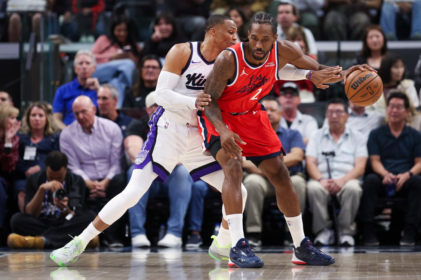 Kawhi Leonard sidelined with a sprained ankle as Clippers chase a play-in spot | iNFOnews.ca