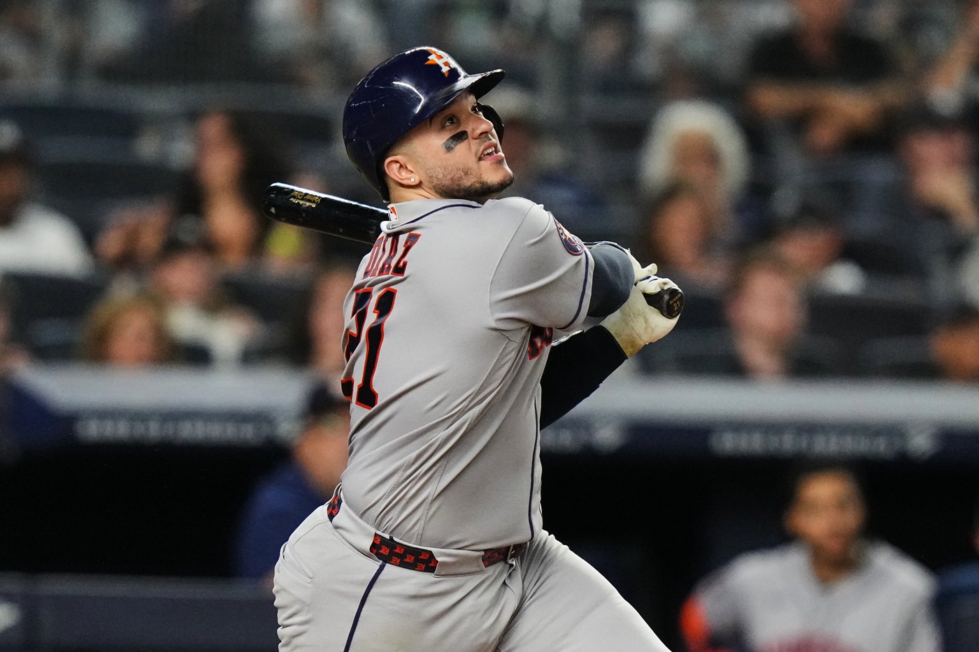 Yordan Alvarez hits go-ahead triple in 8th inning as Astros outlast Yankees 9-7 | iNFOnews.ca Yordan Alvarez hits go-ahead triple in 8th inning as Astros outlast Yankees 9-7 | iNFOnews.ca
