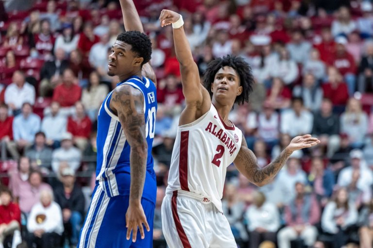 Aden Holloway scores 26 to lead No. 14 Alabama over Kentucky 89-74 | iNFOnews.ca
