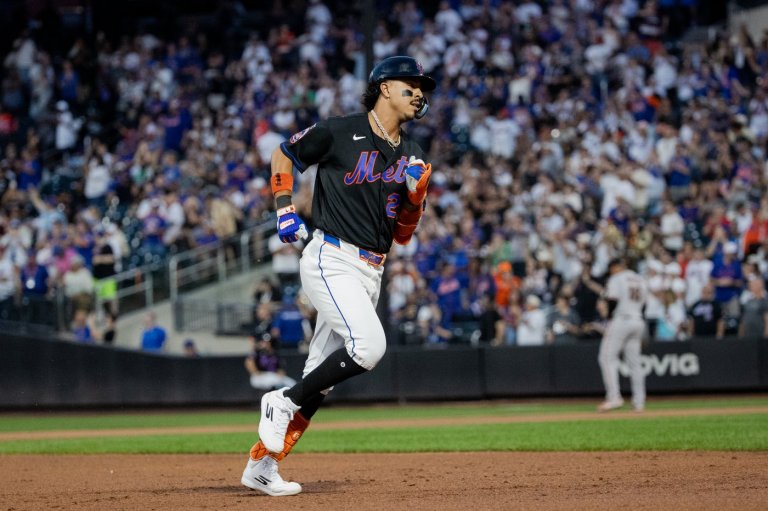 Alvarez hits 2 homers and Mets go deep 5 times to back McLean in 10-6 win over Giants | iNFOnews.ca