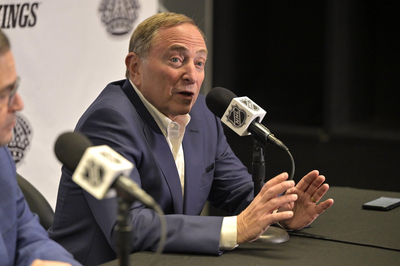 Commissioner Gary Bettman says the NHL and NHLPA will begin CBA talks in early April | iNFOnews.ca Commissioner Gary Bettman says the NHL and NHLPA will begin CBA talks in early April | iNFOnews.ca