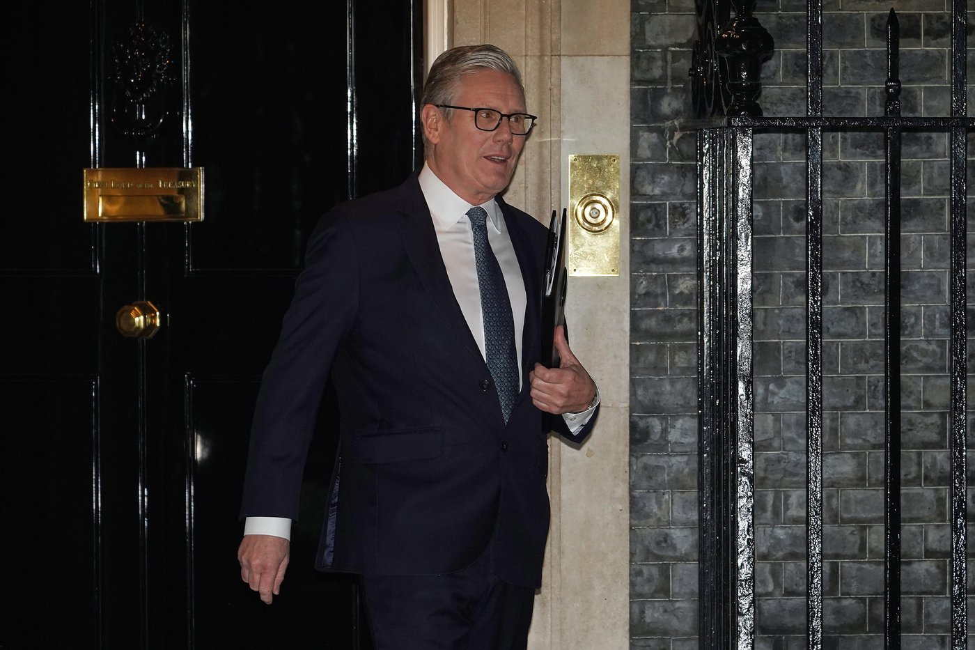 British PM Starmer vows to fight for his job after furor about former ambassador's Epstein ties | iNFOnews.ca British PM Starmer vows to fight for his job after furor about former ambassador's Epstein ties | iNFOnews.ca