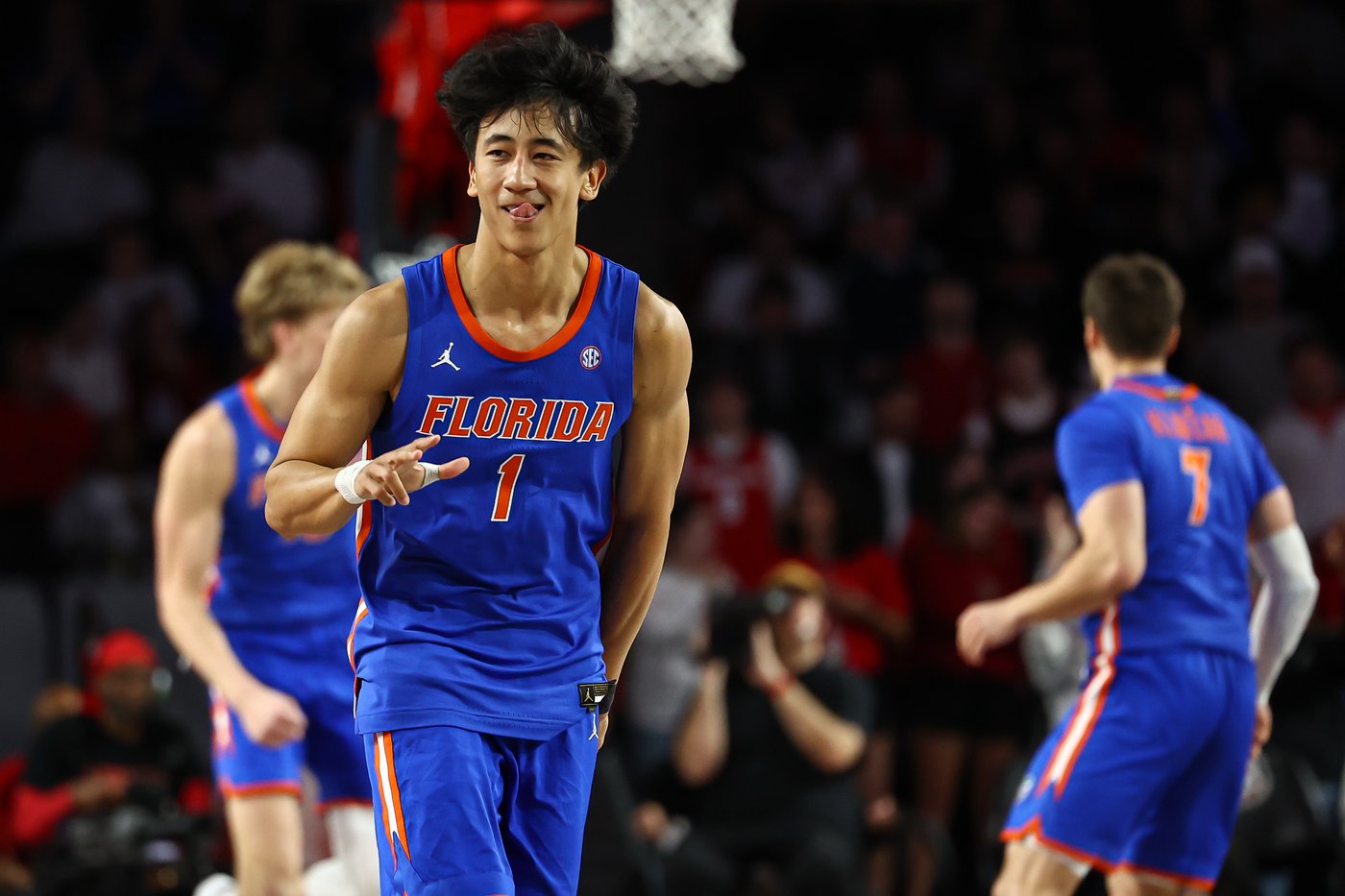 No. 14 Florida romps to another big win, beating Georgia 86-66 | iNFOnews.ca