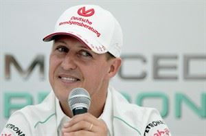 Michael Schumacher's manager says doctors begin process of waking F1 great from coma | iNFOnews.ca CP27014475