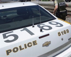 Police probing triple slaying say one man in critical condition behind deaths | iNFOnews.ca CP27059943