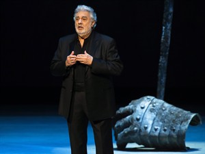 Placido Domingo leaves hospital in Spain after spending 5 days recovering from a lung embolism | iNFOnews.ca CP24195801