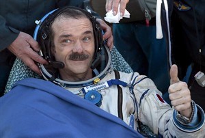 How the Toronto Maple Leafs broke an astronaut's hockey-loving heart | iNFOnews.ca CP23398157