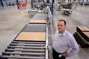 US manufacturing expands at fastest pace in 2 1/2 years as hiring, production, new orders rise | iNFOnews.ca CP26236417