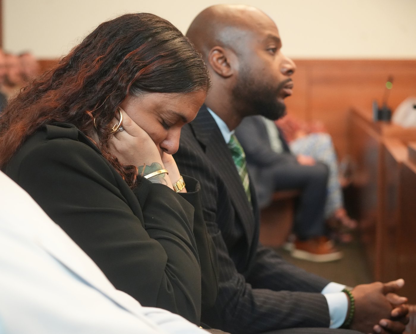 Murder retrial begins in deputy's killing of a Black man entering his grandmother's Ohio home | iNFOnews.ca