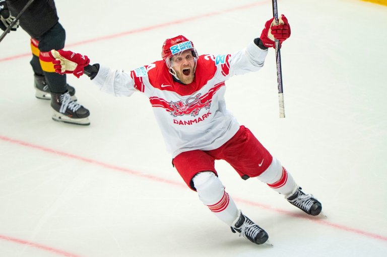 Nikolaj Ehlers chose the Carolina Hurricanes in free agency. He's settling in during preseason camp | iNFOnews.ca