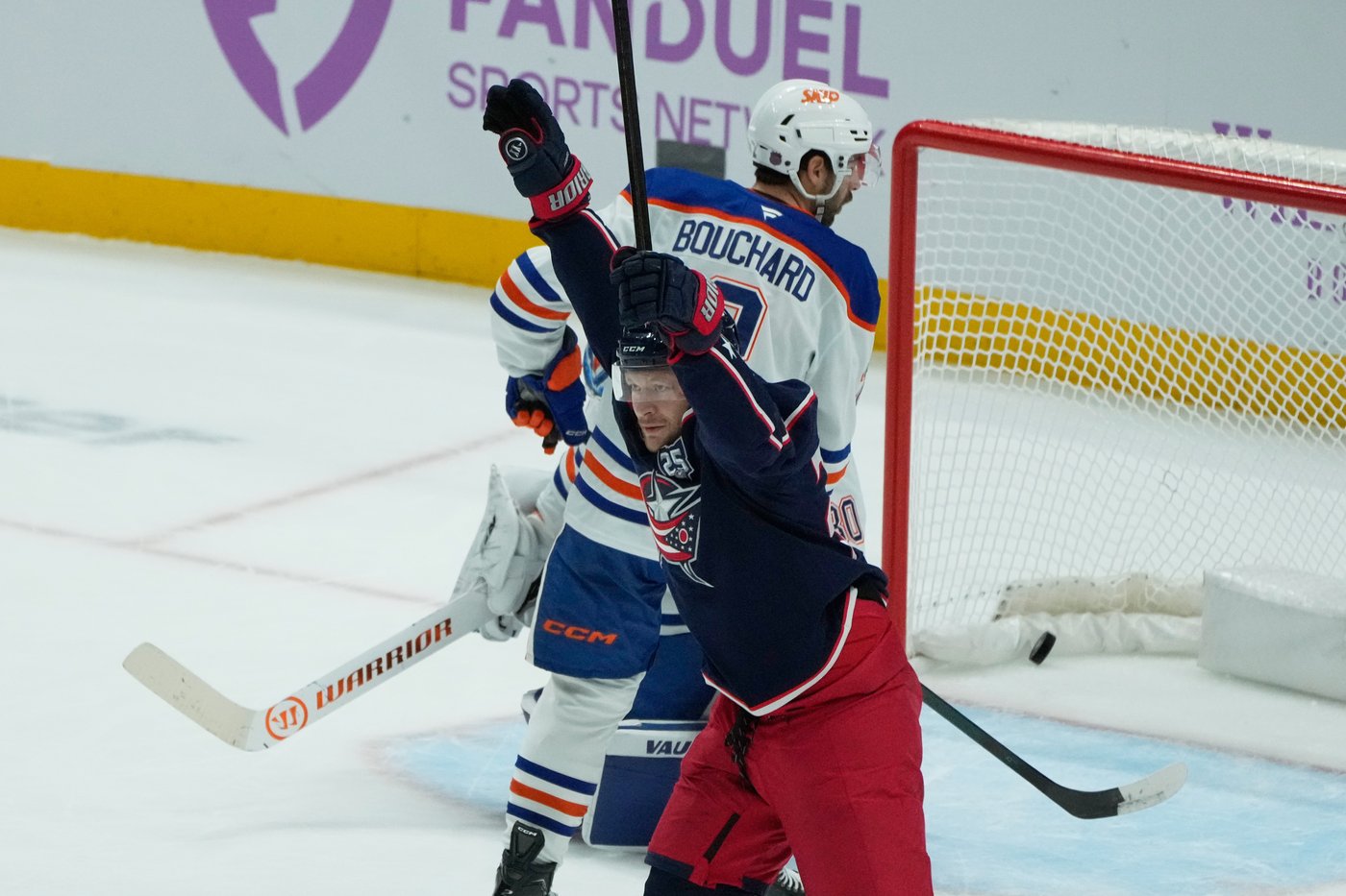 Olivier scores 2 goals to help lift Blue Jackets past Oilers 5–4 | iNFOnews.ca