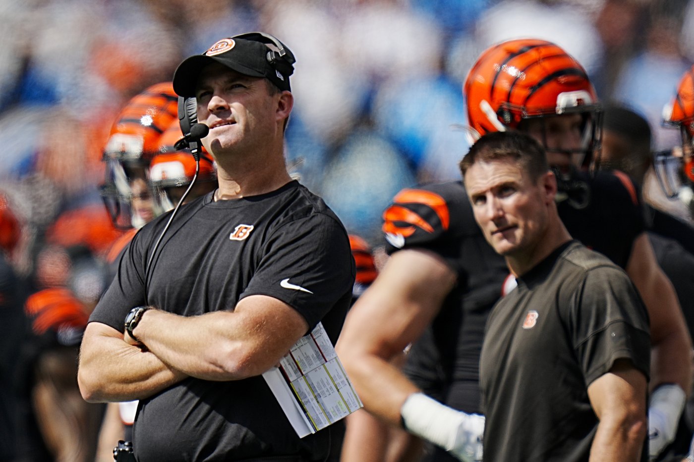 Joe Burrow throws for 2 TDs, Bengals hold on to beat Panthers 34-24 for first victory of the season | iNFOnews.ca