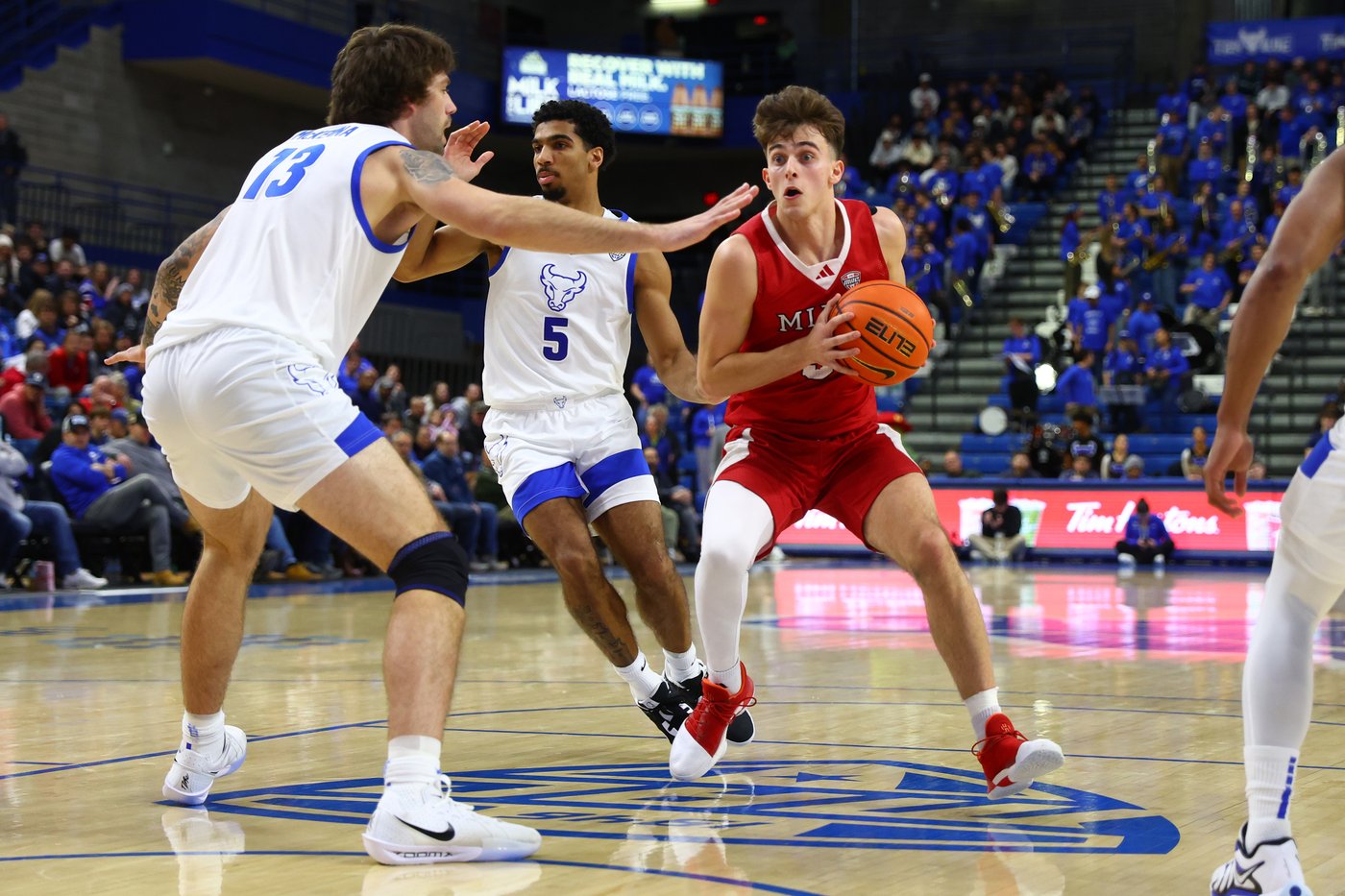 No. 23 Miami (Ohio) extends winning streak to 23 games with 73-71 victory over Buffalo | iNFOnews.ca