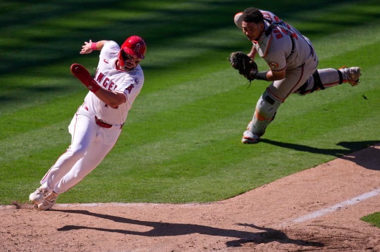 O'Hoppe's 10th inning single drives in winning run as Angels rally over Orioles 7-6 | iNFOnews.ca