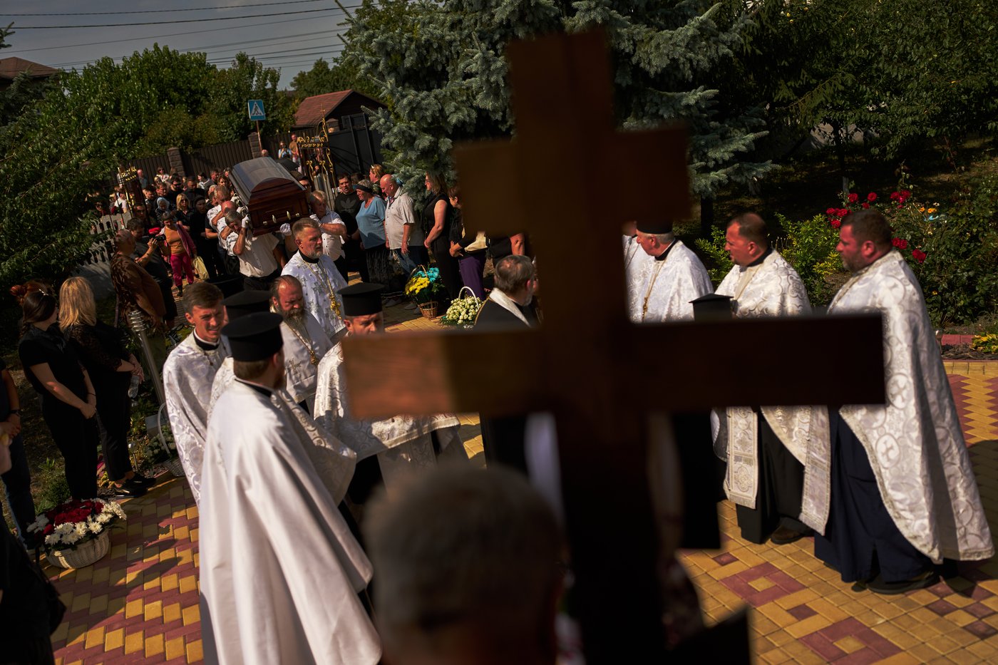 Round-the-clock Russian attacks disrupt daily life and exhaust Kyiv residents, in photos | iNFOnews.ca