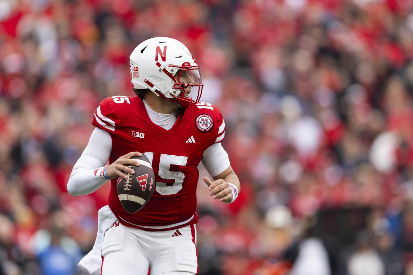 UCLA defense holds off Nebraska late, Bruins win 27-20 for their second straight victory | iNFOnews.ca UCLA defense holds off Nebraska late, Bruins win 27-20 for their second straight victory | iNFOnews.ca