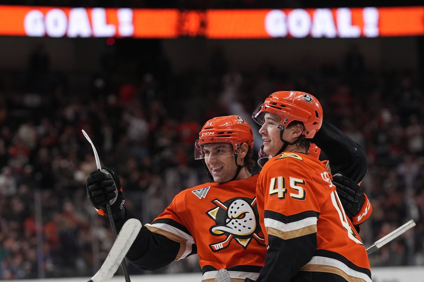 Cutter Gauthier scores twice, Ville Husso has 42 saves in Ducks' 5-1 win over Islanders | iNFOnews.ca Cutter Gauthier scores twice, Ville Husso has 42 saves in Ducks' 5-1 win over Islanders | iNFOnews.ca
