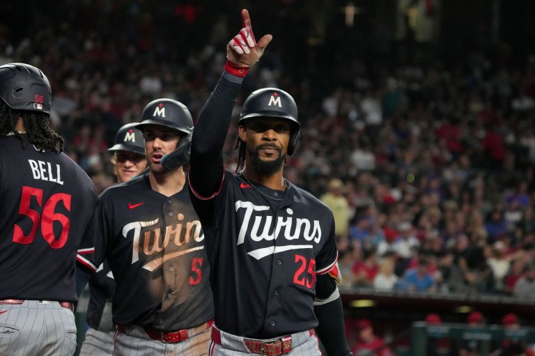 Buxton hits grand slam in Twins' 10-run 5th inning against Diamondbacks | iNFOnews.ca