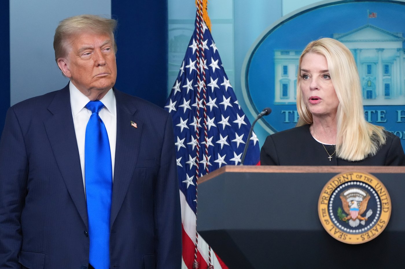 Only Trump knows why he replaced Bondi as attorney general, new leader of Justice Department says | iNFOnews.ca
