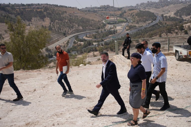 UK, France and other Western nations issue new sanctions on Israeli settlers in the West Bank | iNFOnews.ca