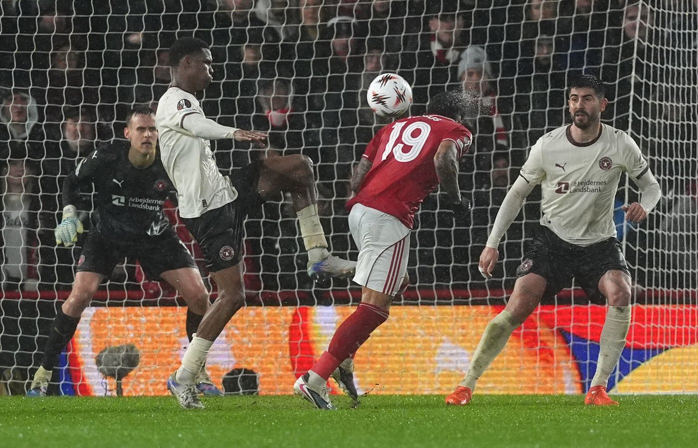 Watkins header propels Aston Villa past Lille in Europa League, Midtjylland stuns Forest | iNFOnews.ca