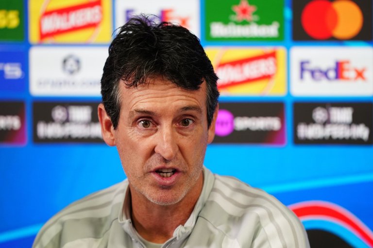 Carragher sorry for comments about Aston Villa that sparked club to say it was taking legal action | iNFOnews.ca