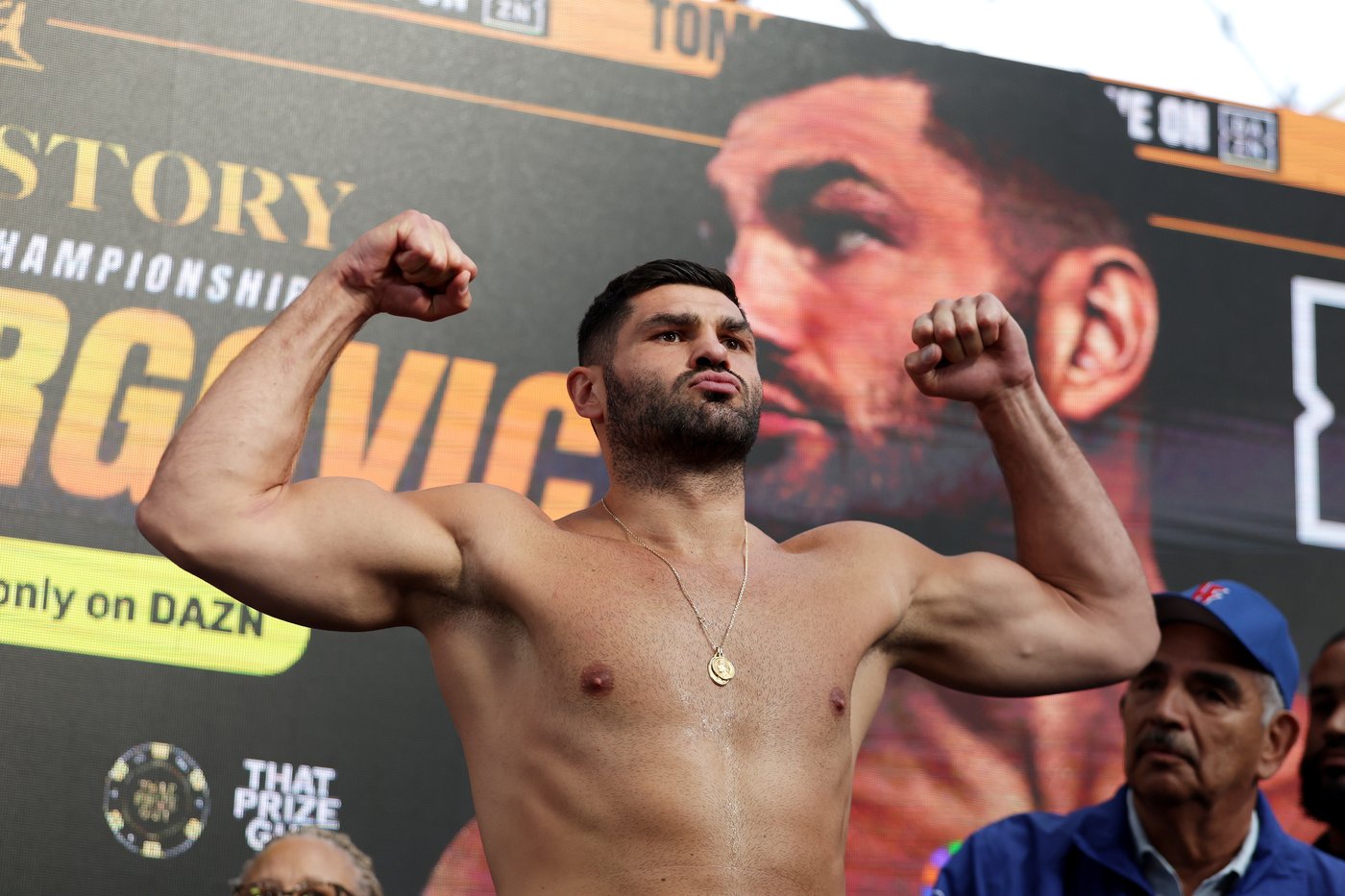 Itauma brushes off 'school' jibes as he aims to be youngest heavyweight champ since Tyson | iNFOnews.ca