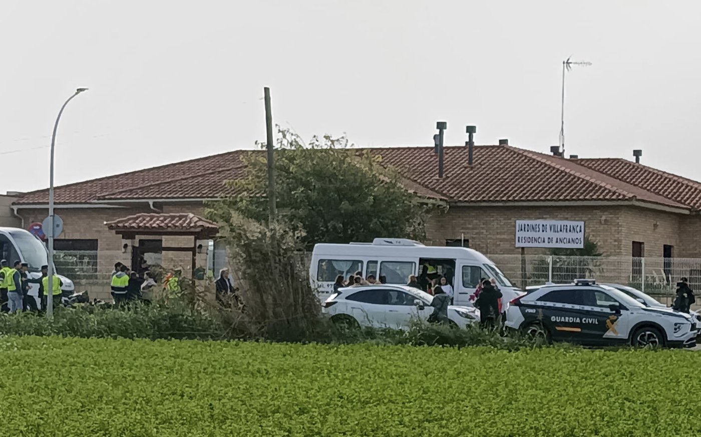 At least 10 people were killed in a fire at a nursing home in northeastern Spain | iNFOnews.ca