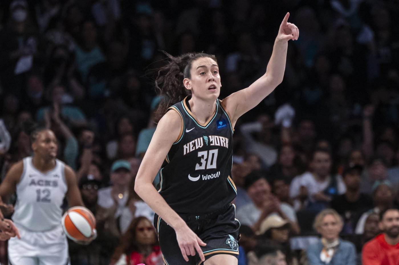 Breanna Stewart given franchise tag by New York Liberty for second straight year | iNFOnews.ca