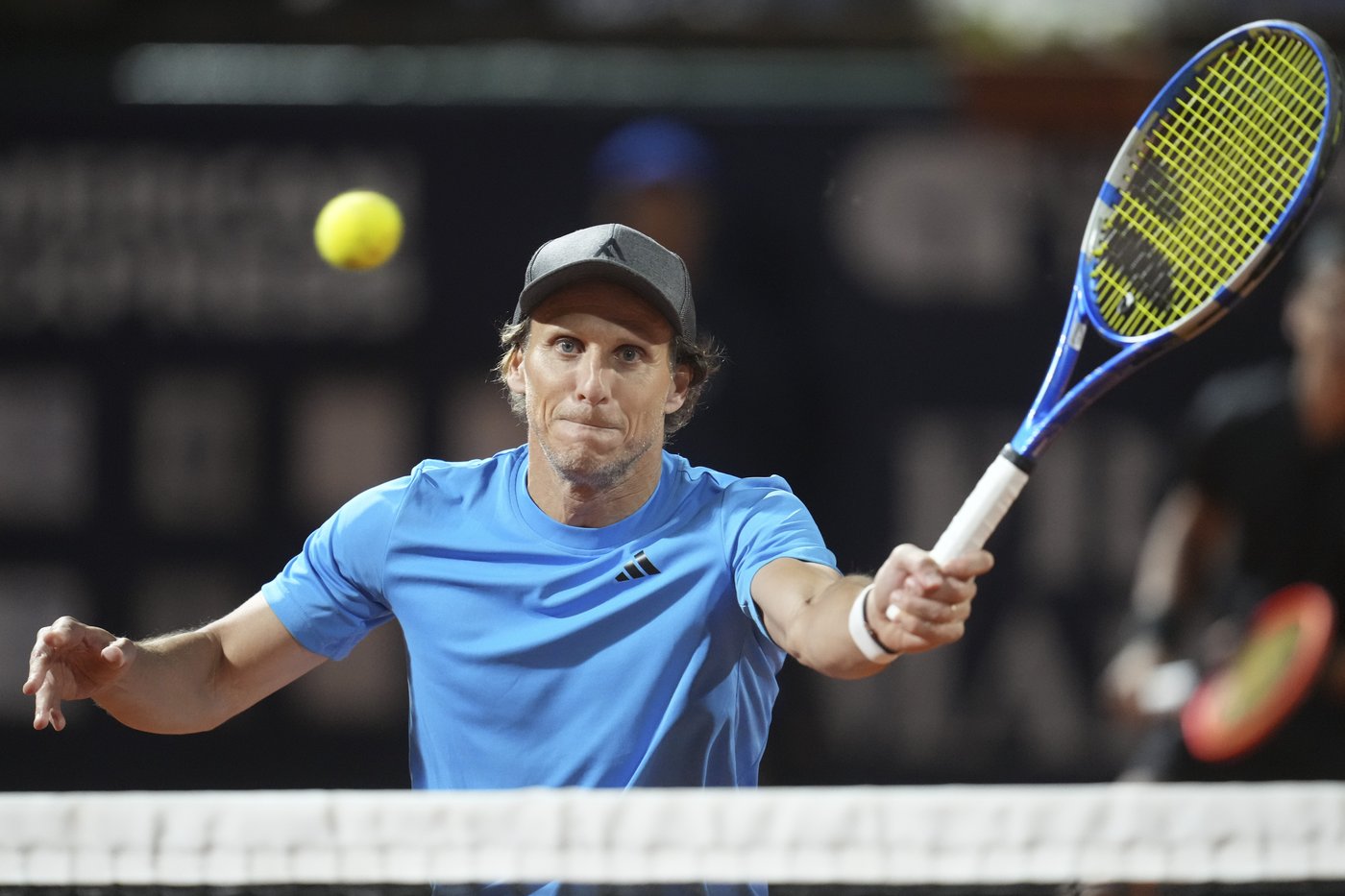 Diego Forlán's debut in professional tennis begins with a doubles loss at the Uruguay Open | iNFOnews.ca